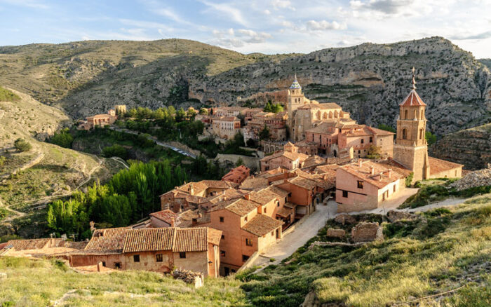 Imagenl Pueblos Mas Bonitos De Teruel Albarracin 1